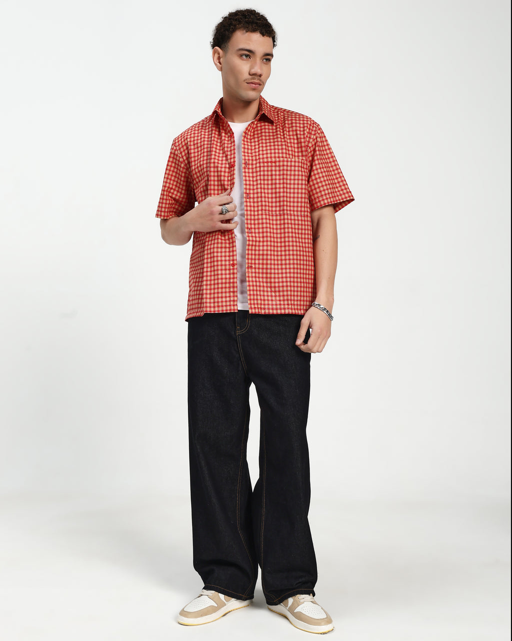 RELAXED FIT SHORT SLEEVED SHIRT