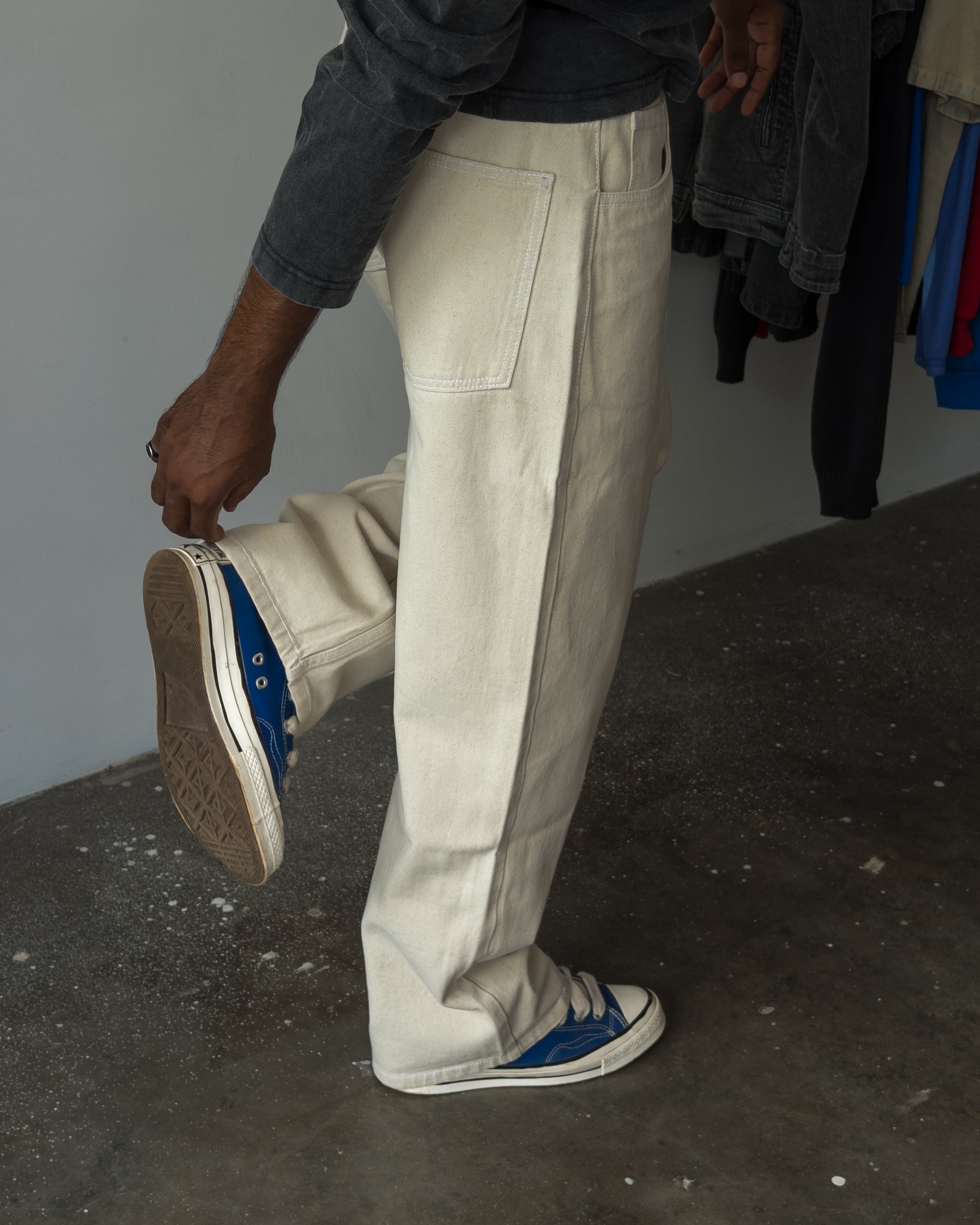14OZ ECRU BAGGY JEAN