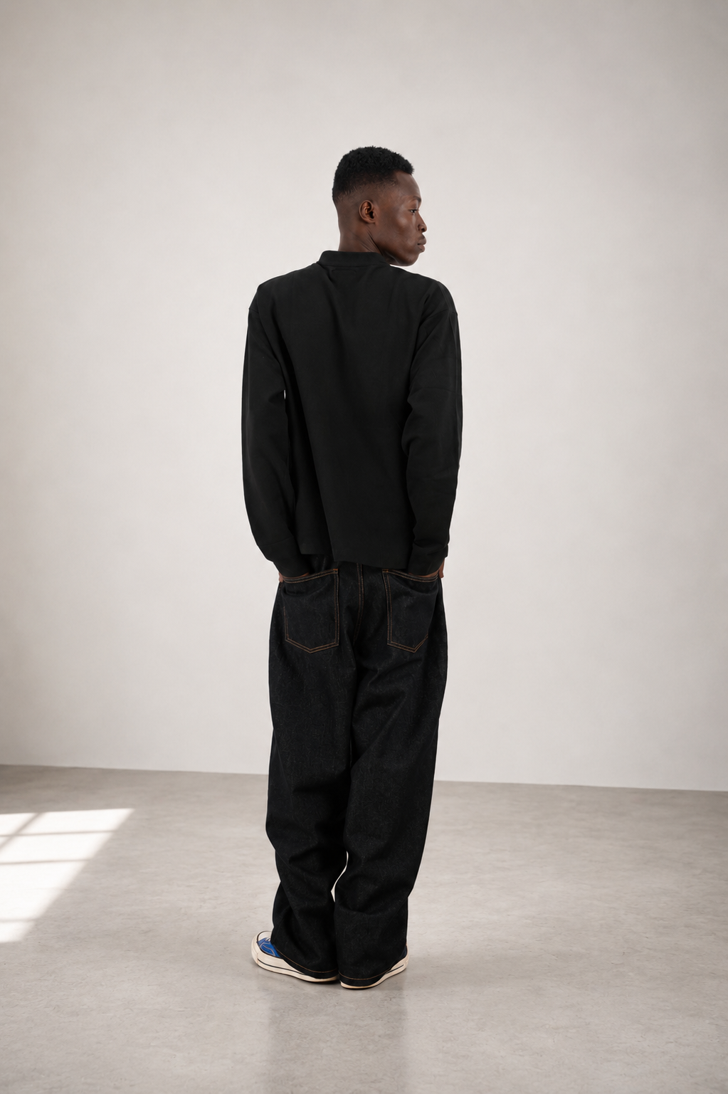 HENLEY WAFFLE LONG SLEEVE T-SHIRT - BLACK