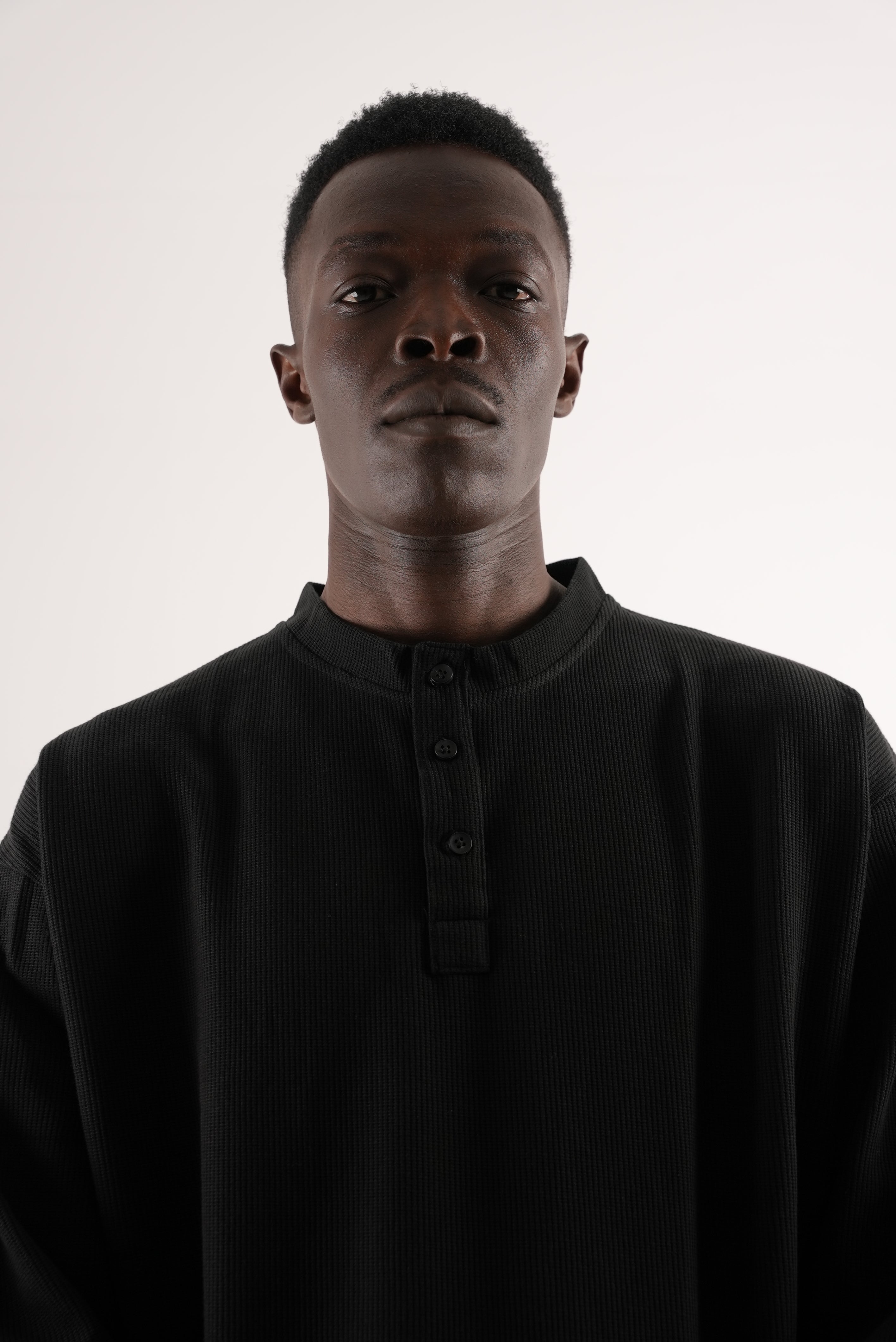 HENLEY WAFFLE LONG SLEEVE T-SHIRT - BLACK