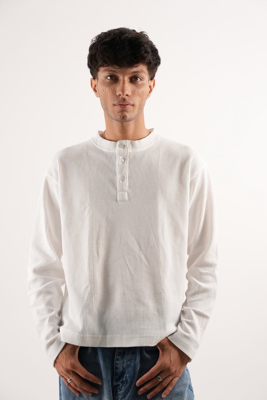HENLEY WAFFLE LONG SLEEVE T-SHIRT - WHITE
