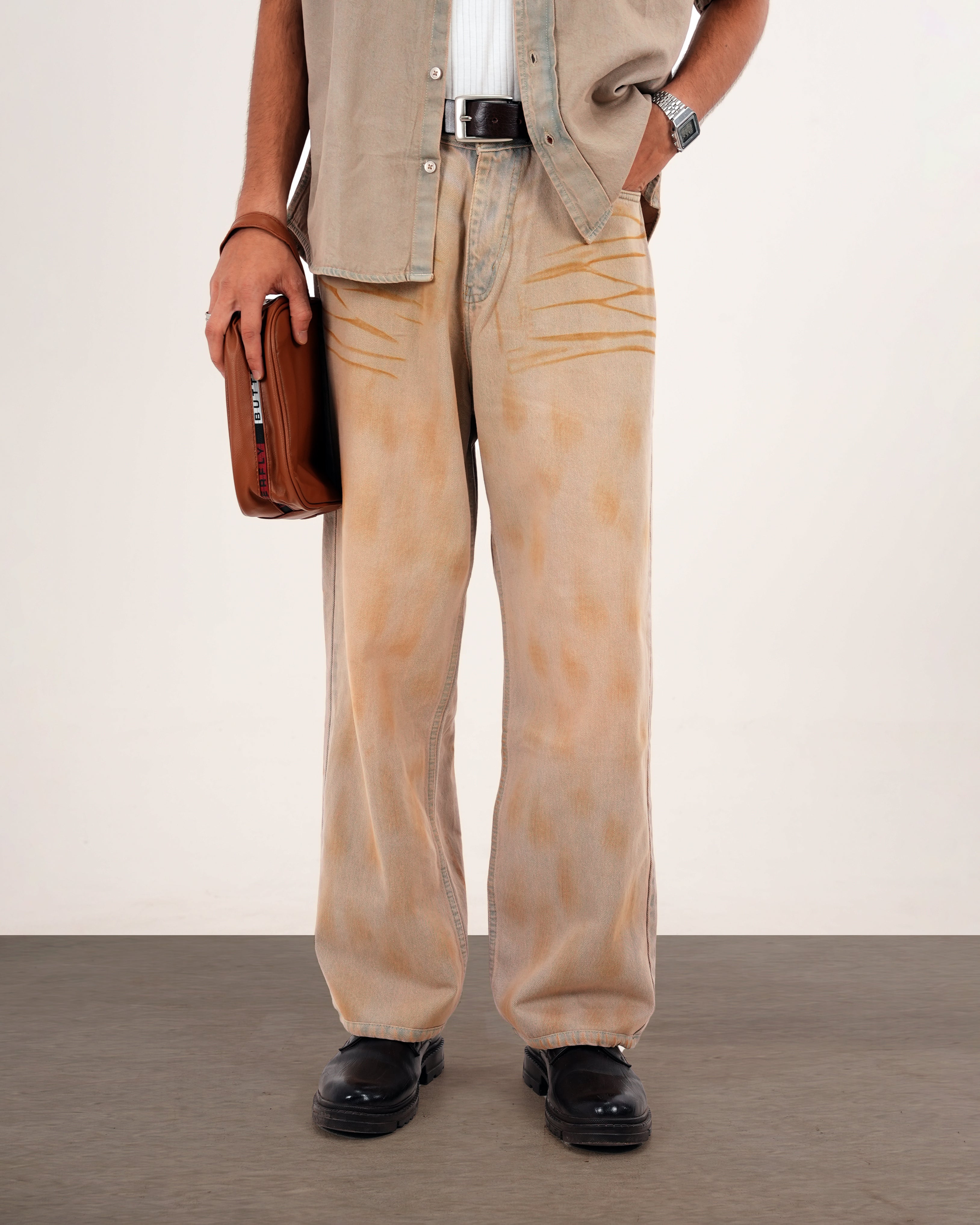 MUD WASHED BAGGY FIT JEAN