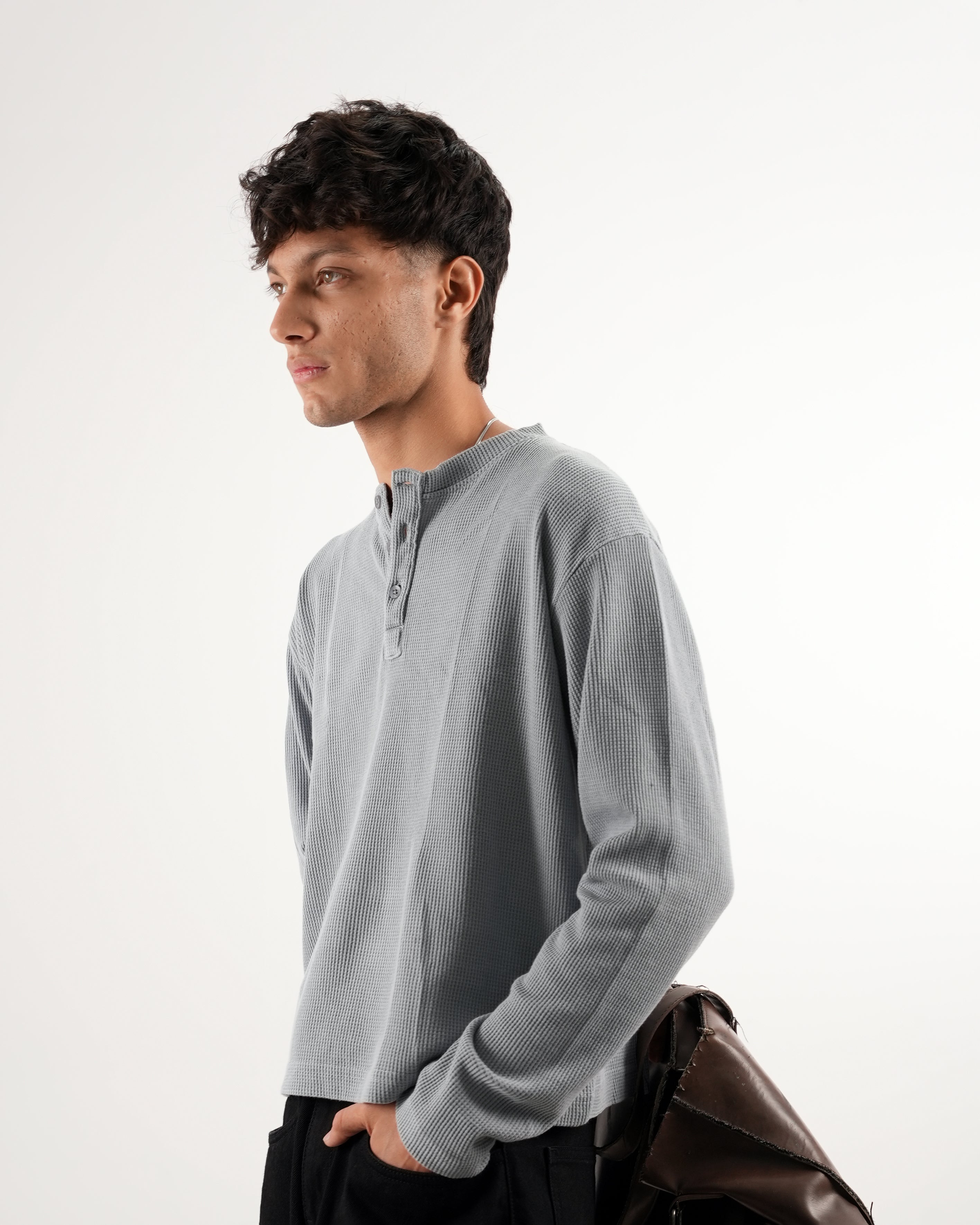 LIGHT GREY WAFFLE HENLEY TSHIRT