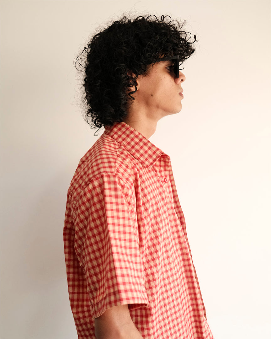 RELAXED FIT SHORT SLEEVED SHIRT