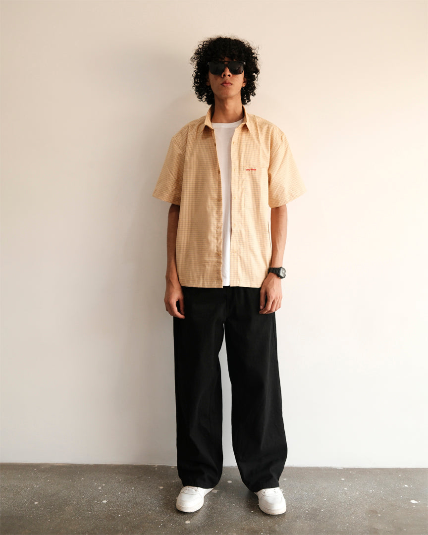 RELAXED FIT SHORT SLEEVED SHIRT