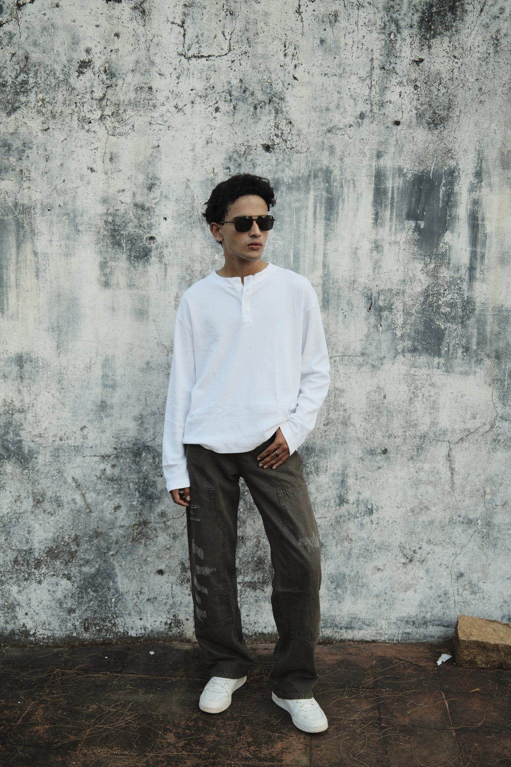 HENLEY WAFFLE LONG SLEEVE T-SHIRT - WHITE